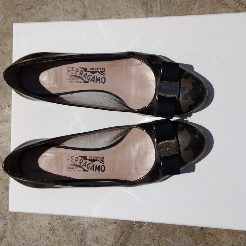 VINTAGE FERRAGAMO CHUNKY HEEL